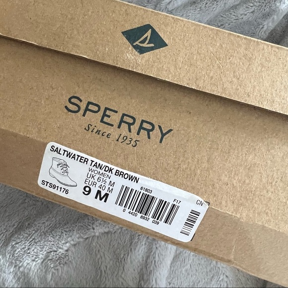 Perry Saltwater Tan Dark Brown Duck Boots - Picture 7 of 8